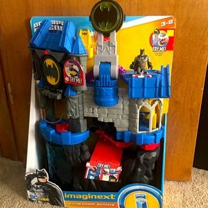 Imaginext Wayne Manor Batcave